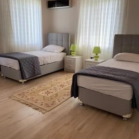 酒店 Doganin Kalbinde Havuzlu