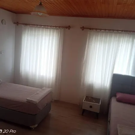 酒店 Doganin Kalbinde Havuzlu *